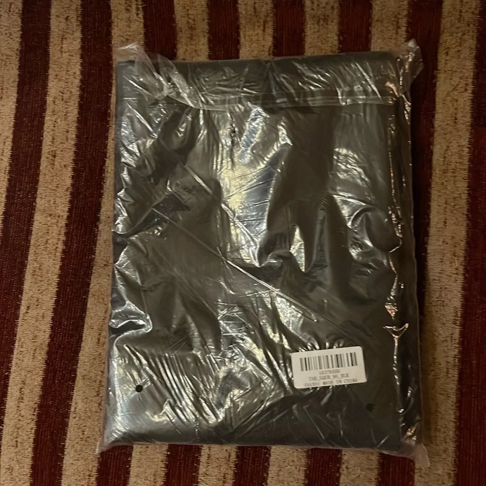 NWT black square tablecloth 90 X 90